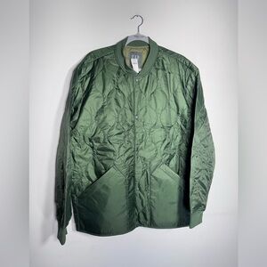 GAP Men's Olive Puffer Jacket